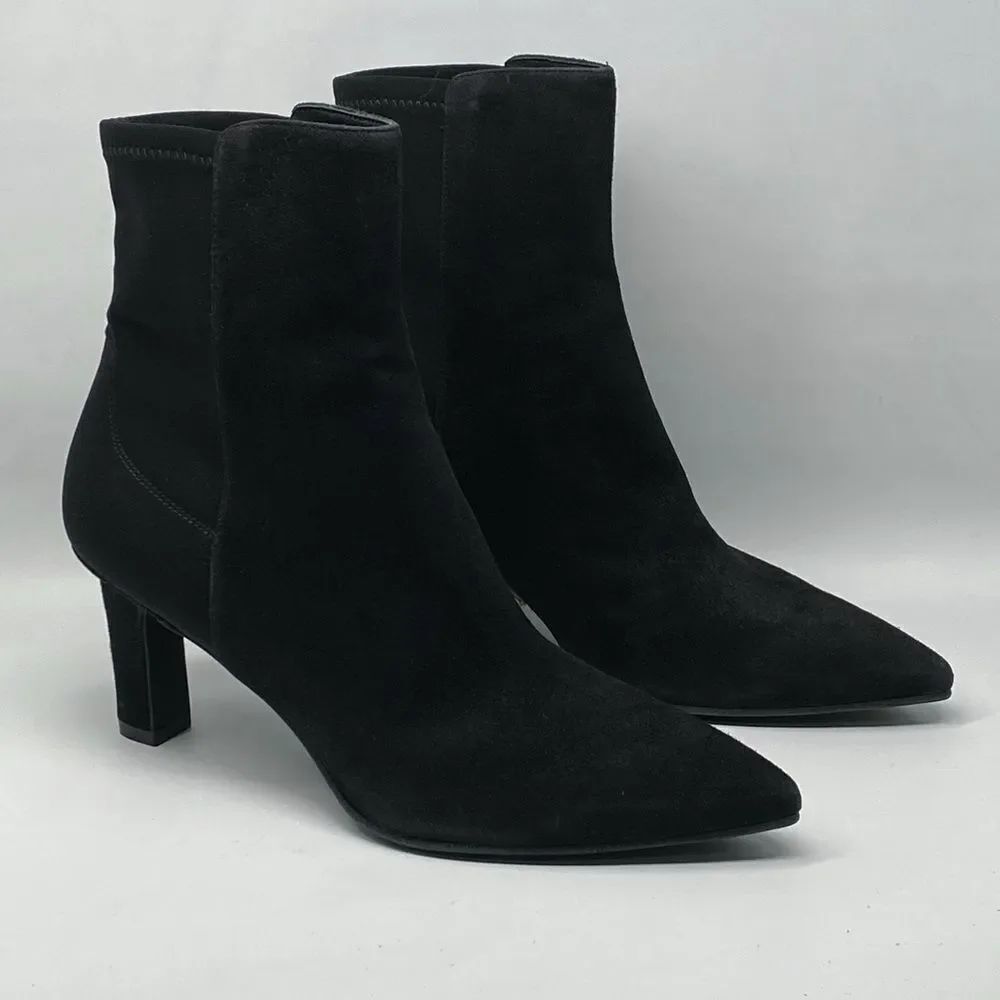 Stuart Weitzman Lauri Point-Toe Suede Booties size 7.5